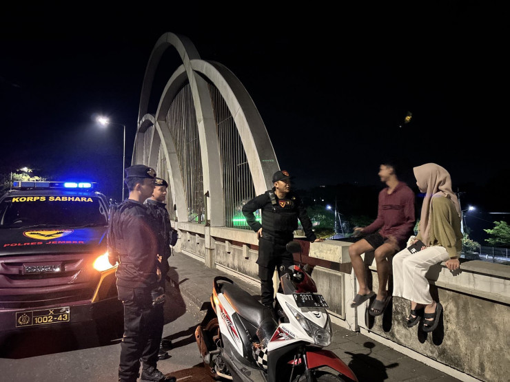 Polres Jember Tingkatkan Patroli Kamtibmas Jelang Malam 1 Suro