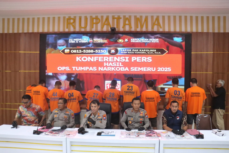 Polres Probolinggo Kota Amankan 10 Tersangka Jaringan Narkoba Dalam Operasi Tumpas Semeru 2025