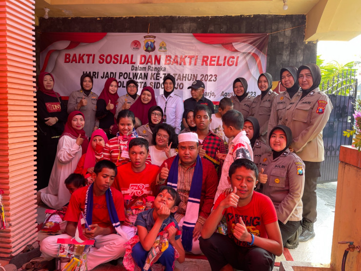 Polwan Sidoarjo Peduli Anak Berkebutuhan Khusus