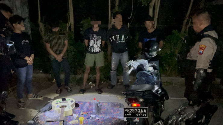 Patroli Perintis Presisi Polresta Banyuwangi Amankan Pemuda Diduga Pesta Miras