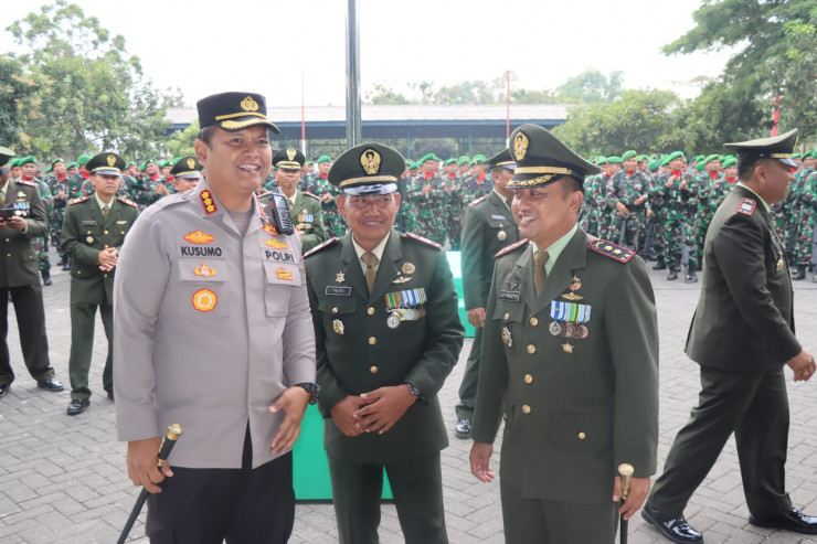 Polresta Sidoarjo Perkuat Sinergitas dalam Kunjungan HUT Tentara Nasional Indonesia Ke-78