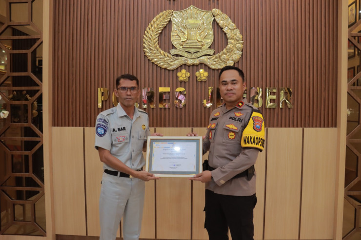 Cepat Dalam Penanganan Laka Lantas, Polres Jember Terima Penghargaan dari Jasa Raharja
