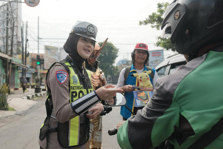 Kreatif, Sosialisasi Operasi Zebra Polres Malang Jadi Super Hero