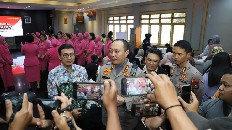 Hari Bhayangkara ke-79 dan HKGB ke-73, Polresta Malang Kota Beri Layanan Vaksin HPV Gratis Bagi Kaum Perempuan