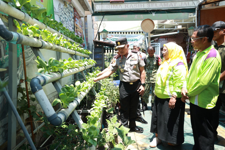 Matangkan Program POLIRAN, Polda Jatim Siapkan Pemberdayaan Masyarakat Berbasis Ketahanan Pangan dan Bank Sampah