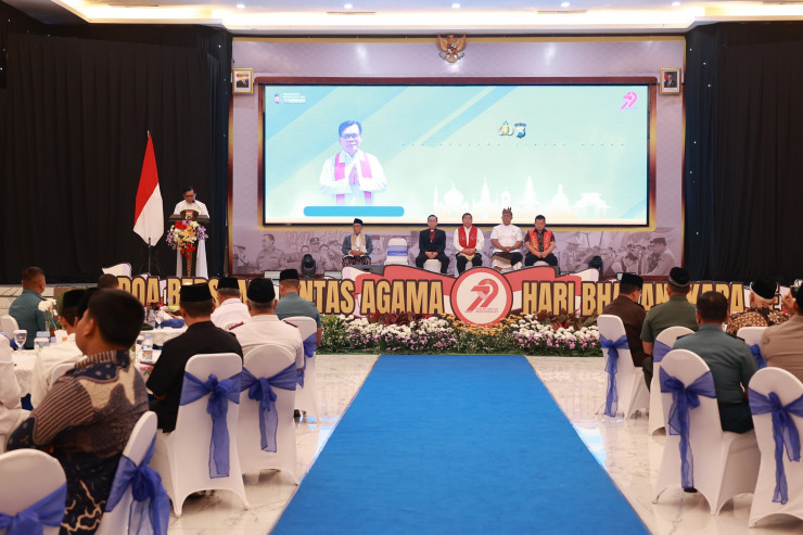 Polda Jatim Gelar Doa Bersama Lintas Agama Sambut Hari Bhayangkara ke - 79
