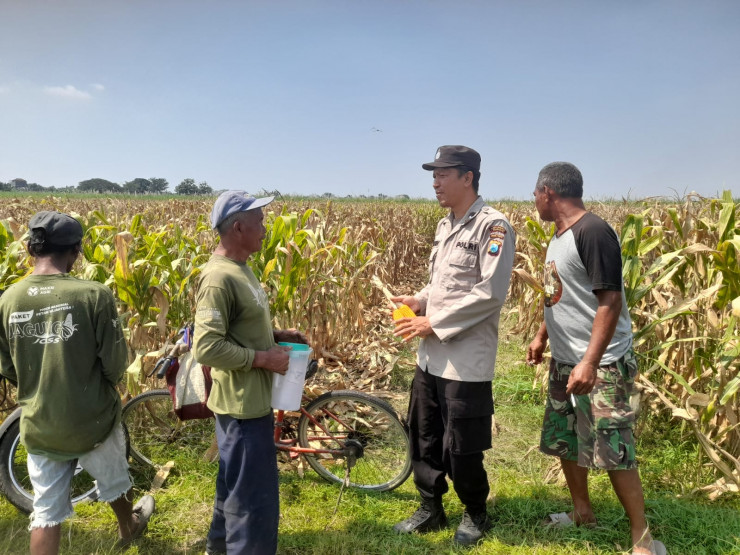 Kapolsek Prambon Masifkan Bhabinkamtibmas Sambang Petani, Guna Dongkrak Swasembada Pangan