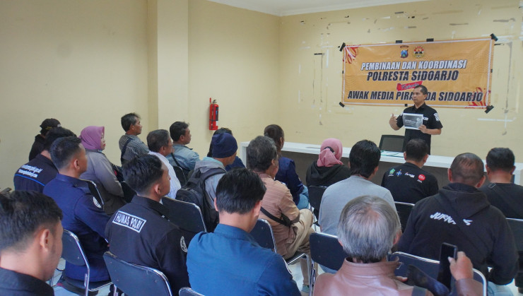 Humas Polresta Sidoarjo Gandeng Wartawan Sukseskan Hari Bhayangkara Ke-78