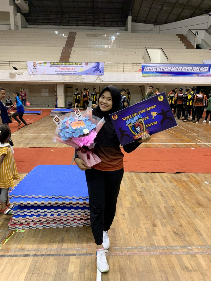 Bripda Gaby, Polwan Sidoarjo Juara Karate Internasional