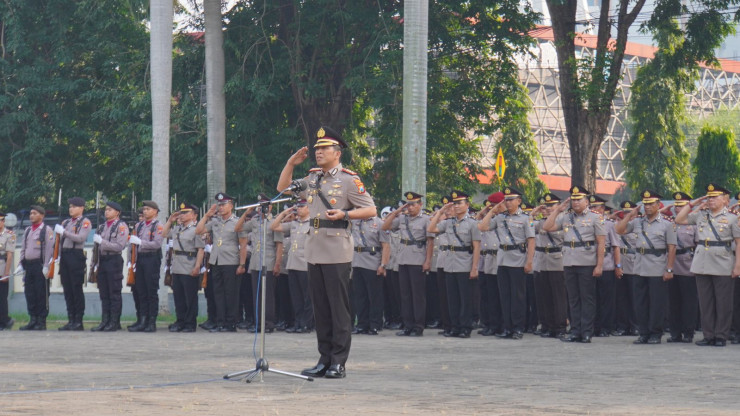 Jelang Hari Bhayangkara ke-78, Polresta Sidoarjo Ziarah dan Tabur Bunga di Makam Pahlawan