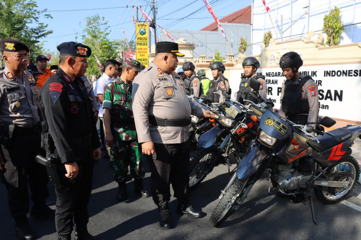 Polres Pamekasan Kembali Cek Ranmor Dinas Pastikan Siap untuk Pengamanan Pilkada 2024