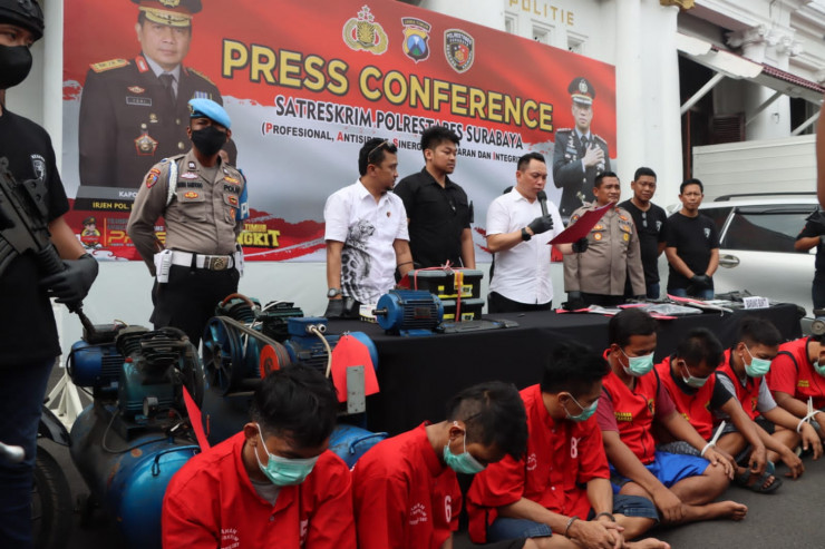 Polrestabes Surabaya Ungkap Kasus Pembobol Gudang, 6 Tersangka Berhasil Diamankan